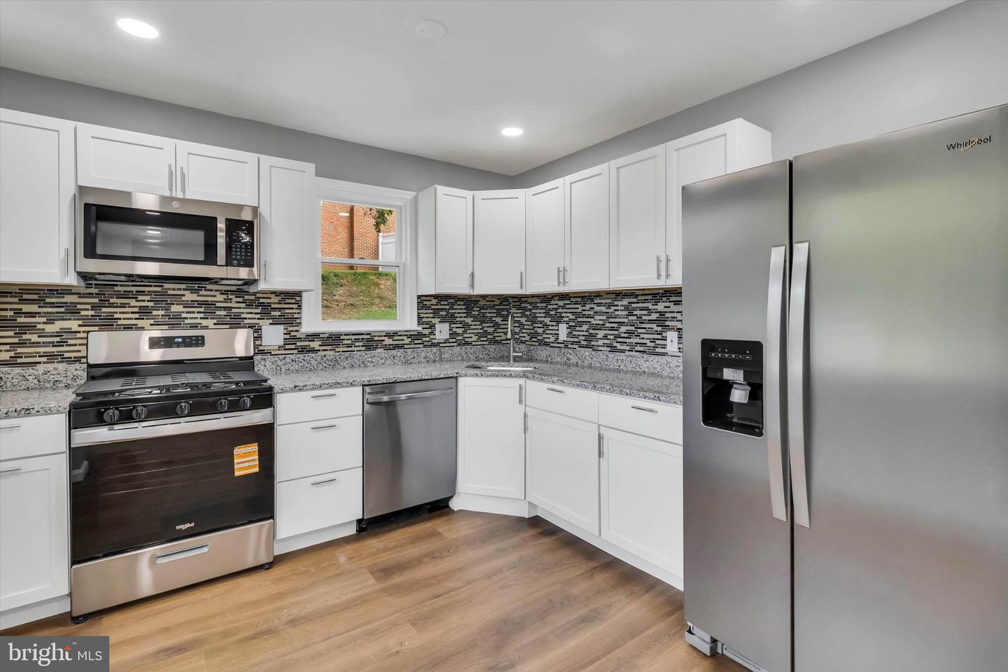 574 Edmondson Property Photo 14