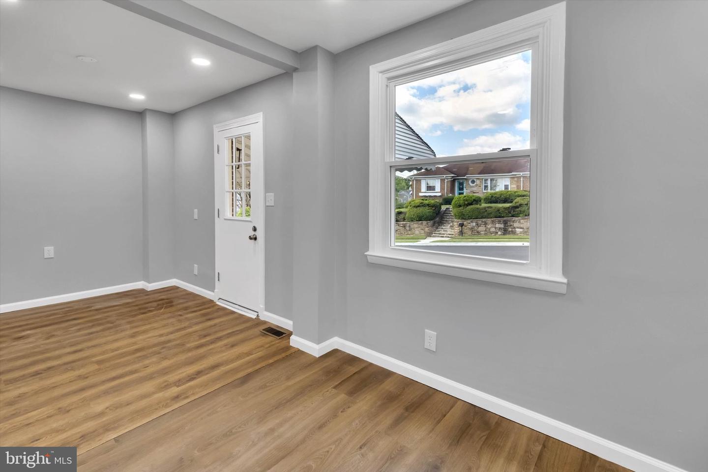 574 Edmondson Property Photo 15