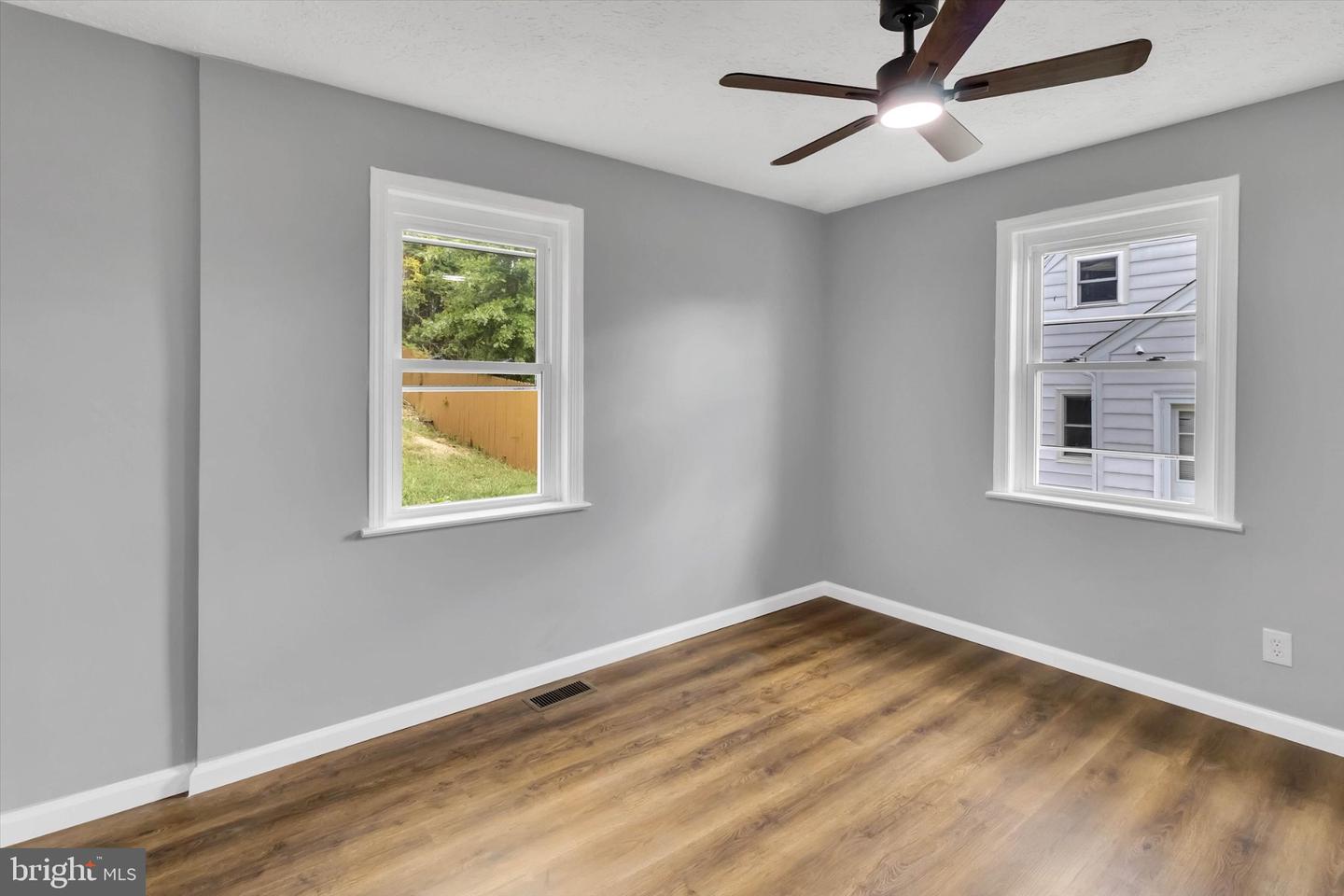 574 Edmondson Property Photo 16