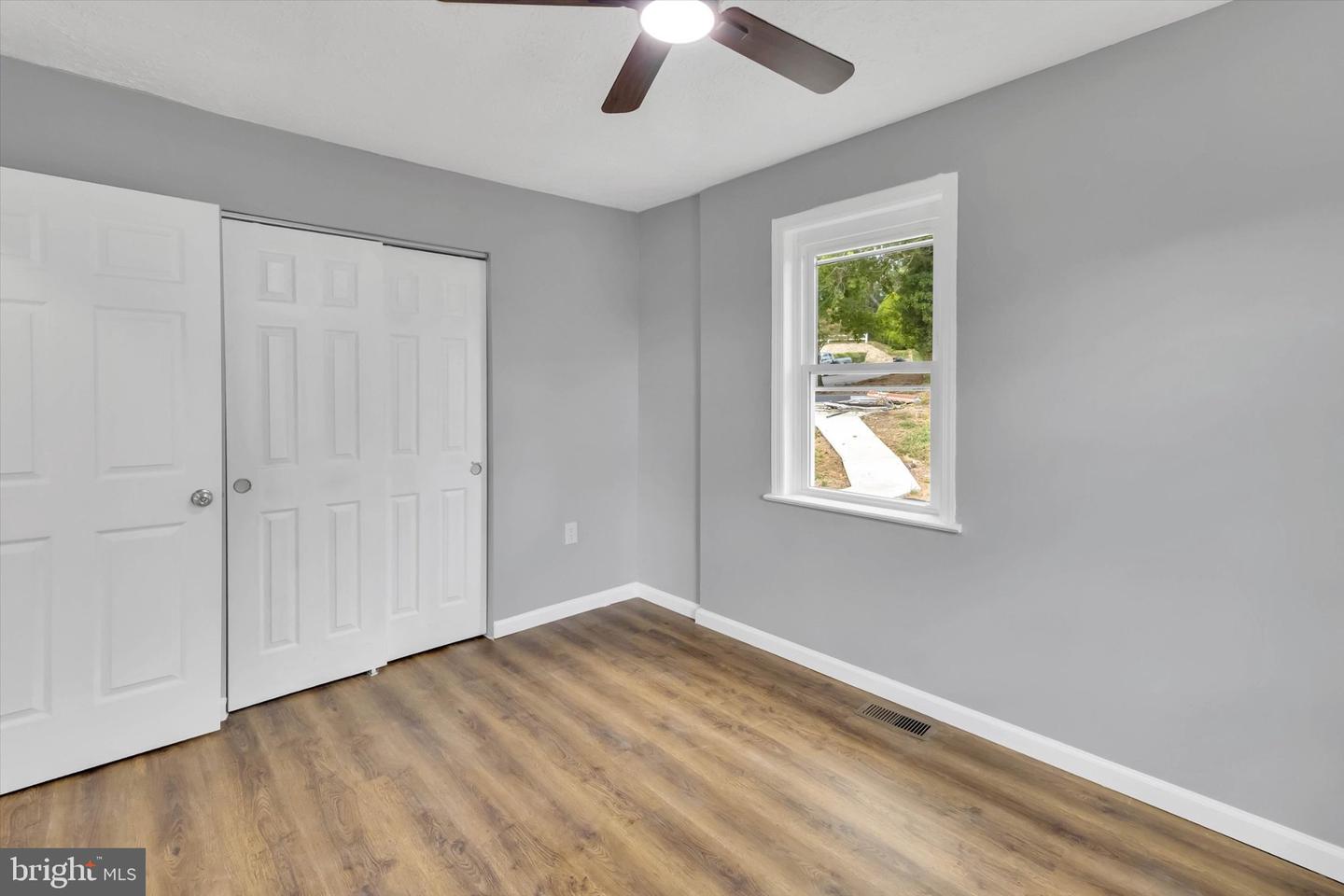 574 Edmondson Property Photo 17