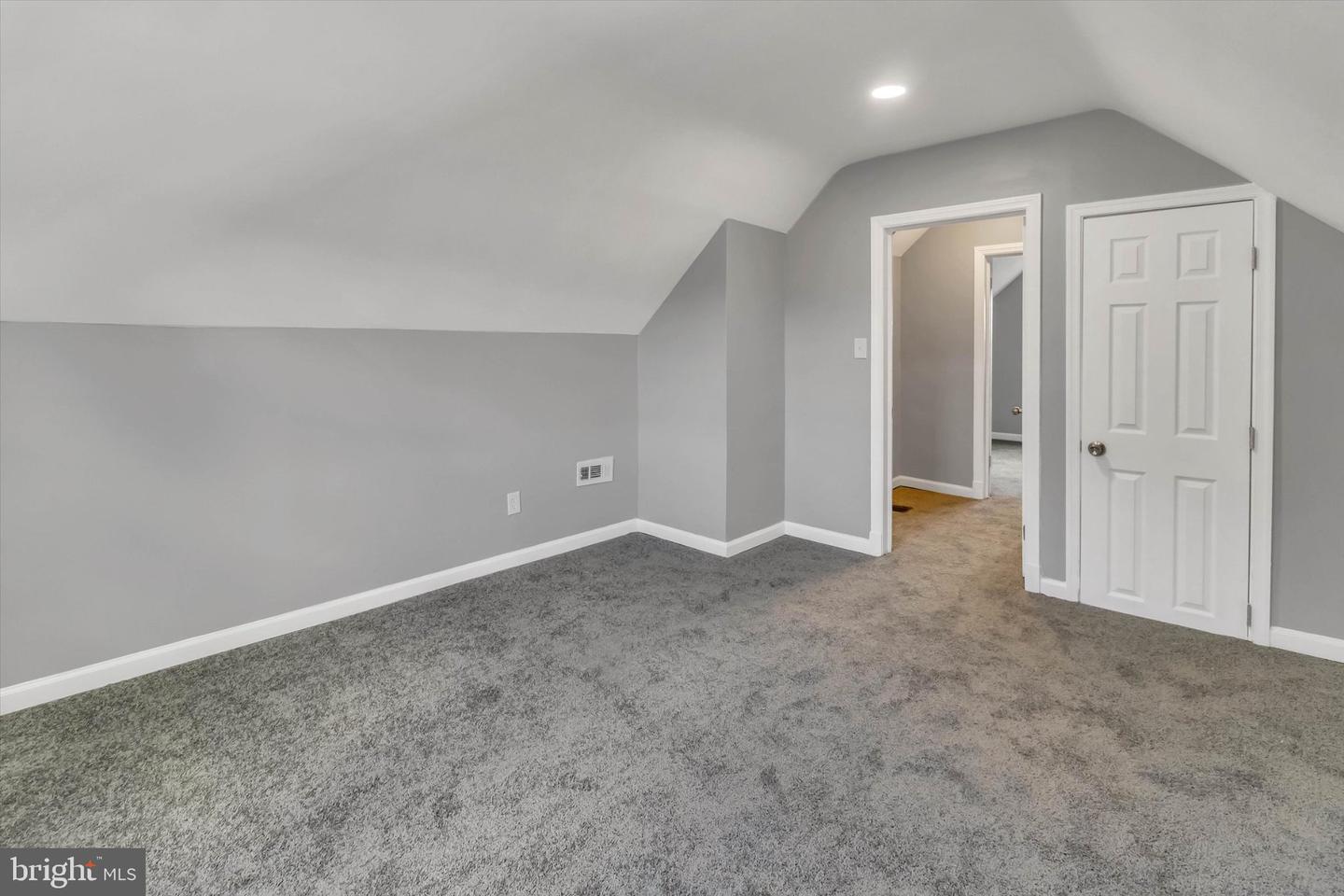 574 Edmondson Property Photo 23