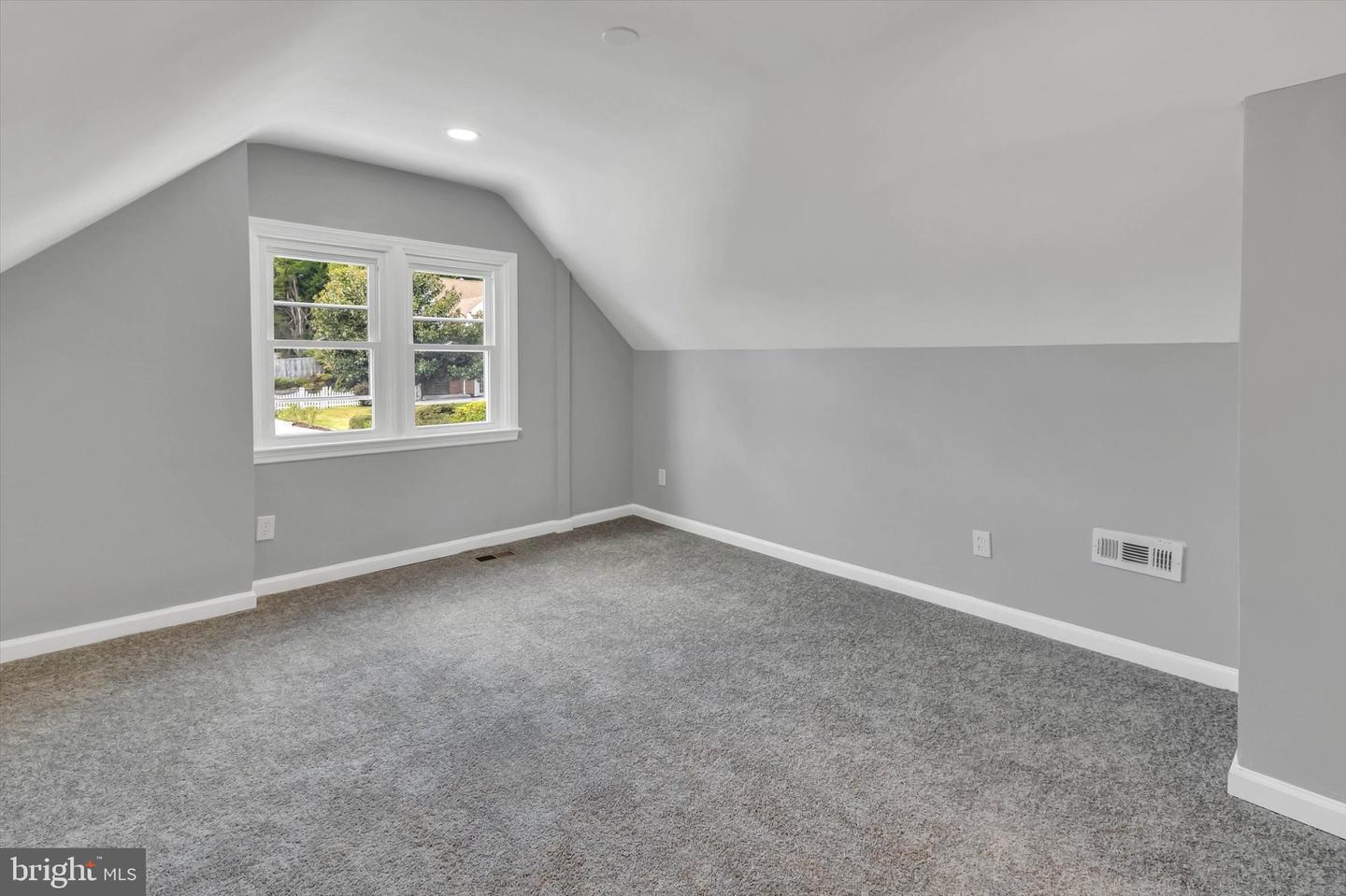 574 Edmondson Property Photo 25