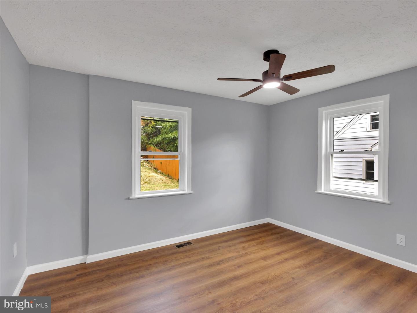 574 Edmondson Property Photo 54