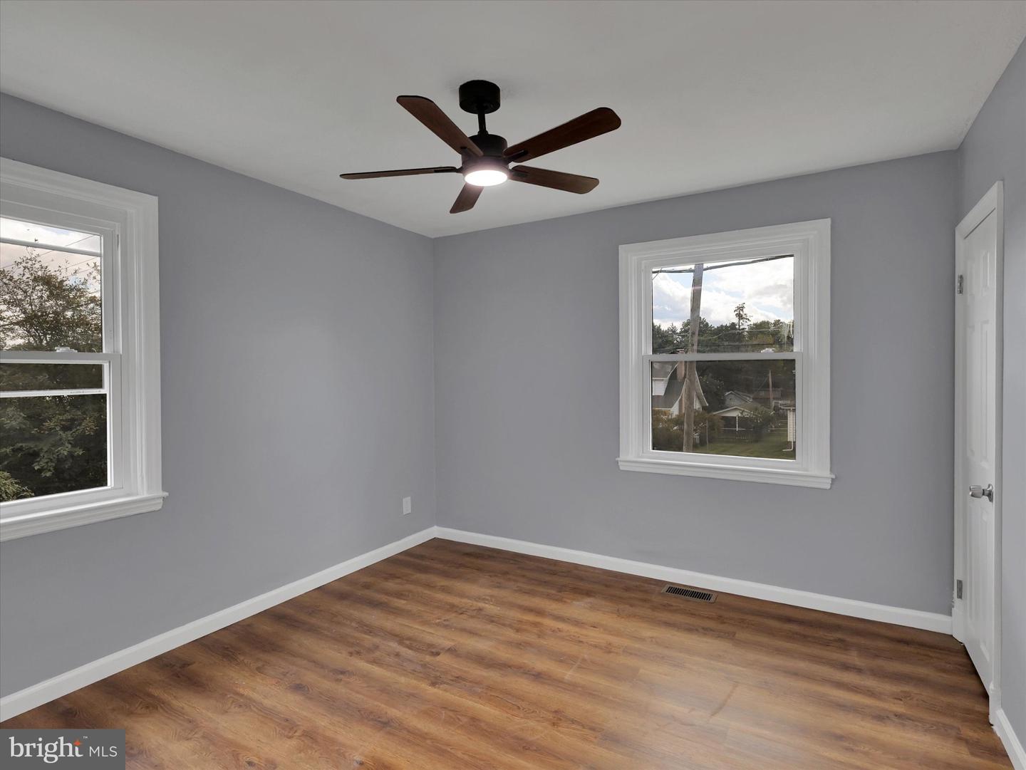 574 Edmondson Property Photo 58
