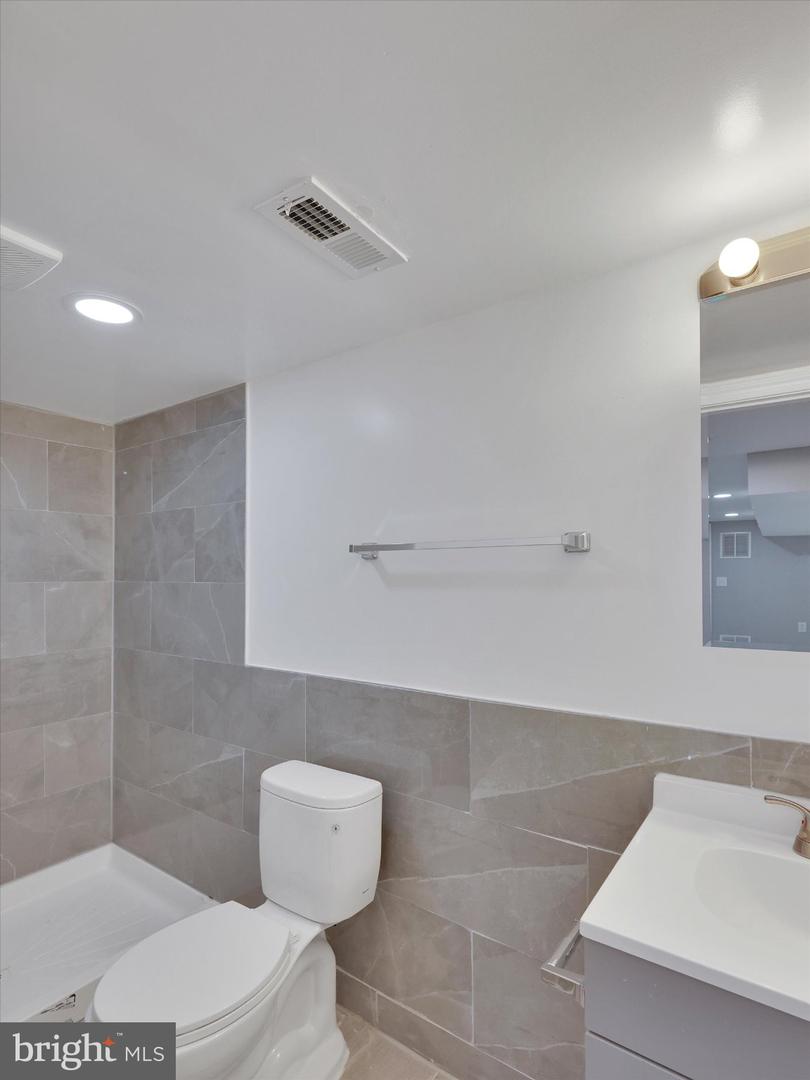 574 Edmondson Property Photo 64
