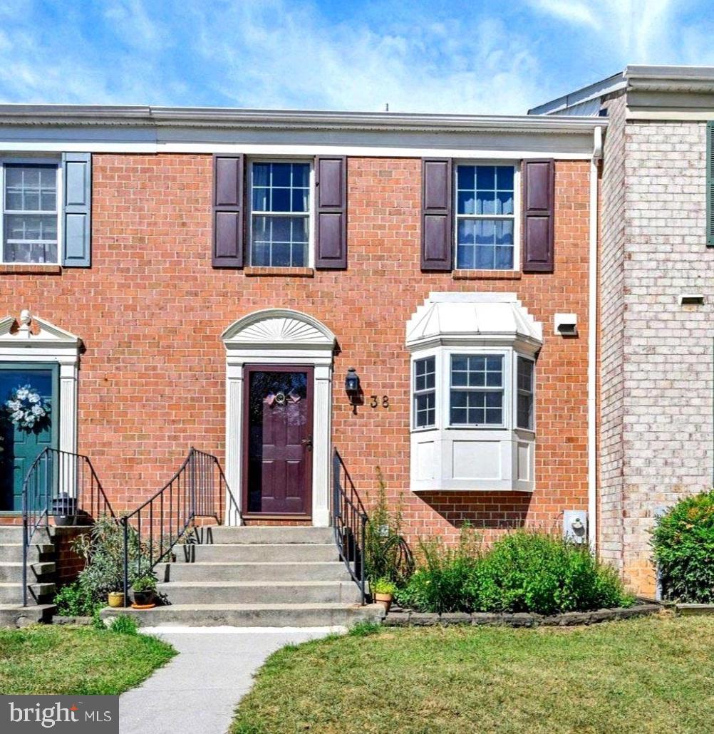 38 Silverton Ct Property Photo 1