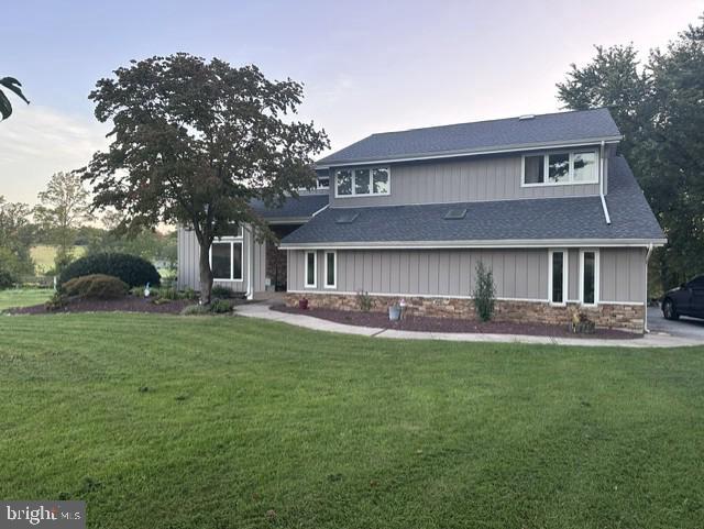 16 Elray Rd Property Photo 1
