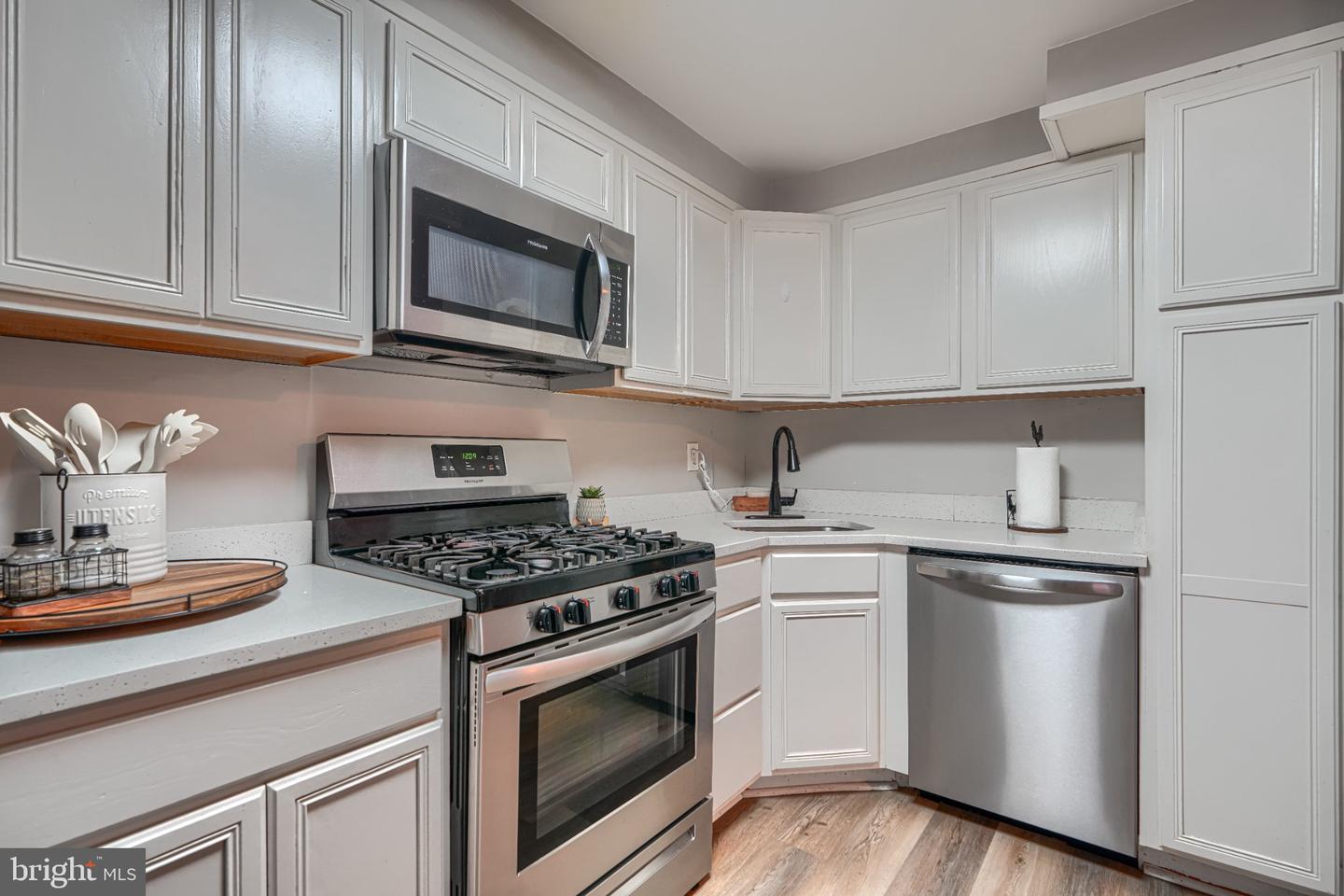 8192 Mid Haven Rd Property Photo 12