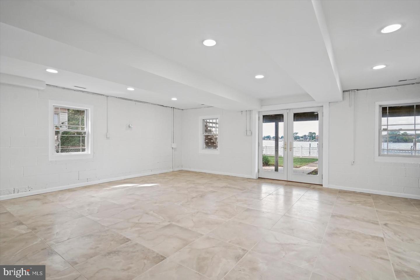 1332 Burke Rd Property Photo 26