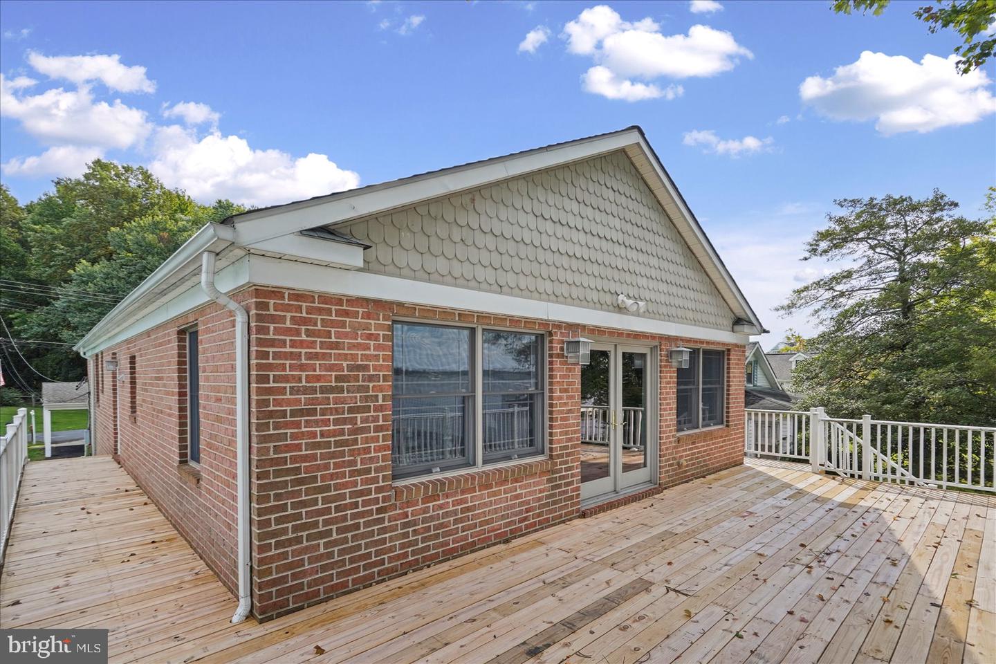 1332 Burke Rd Property Photo 30