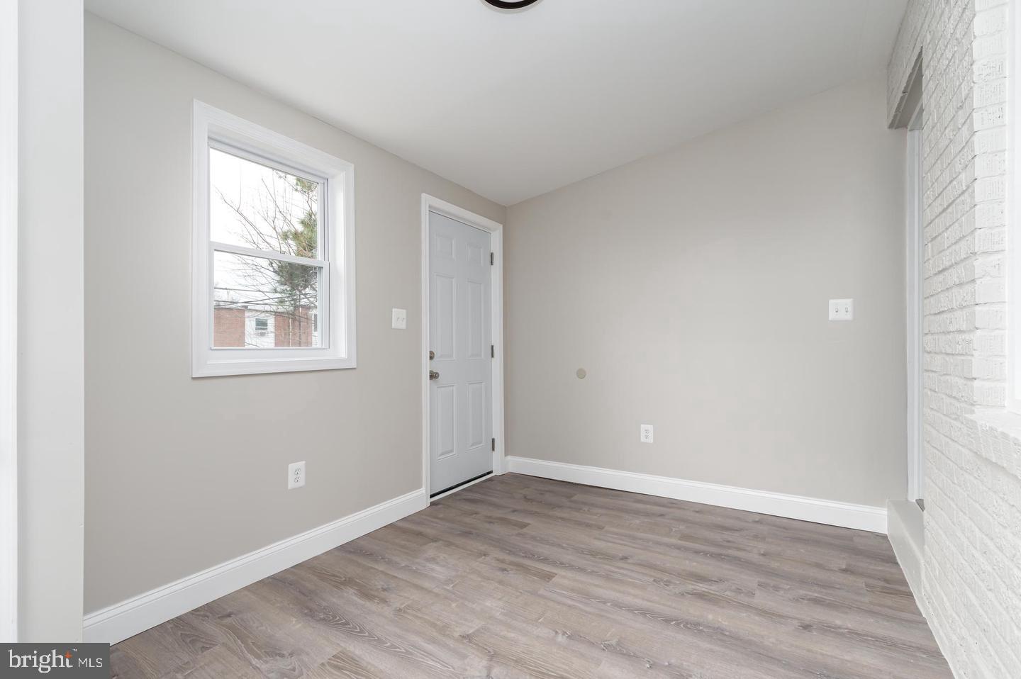 7923 Eastdale Rd Property Photo 15