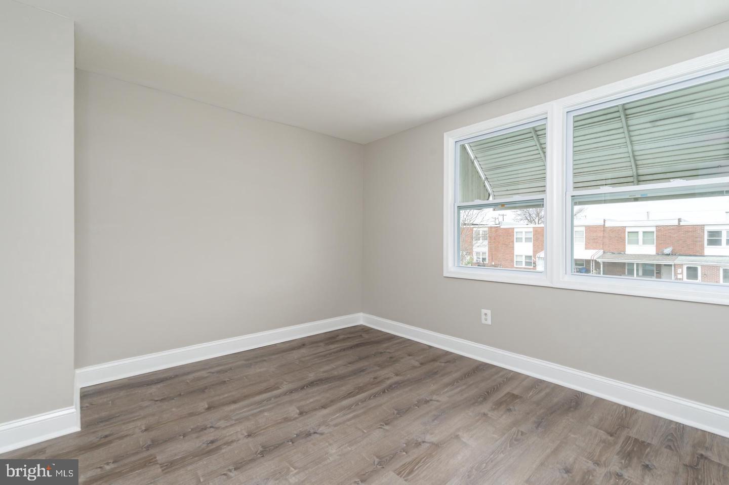 7923 Eastdale Rd Property Photo 23