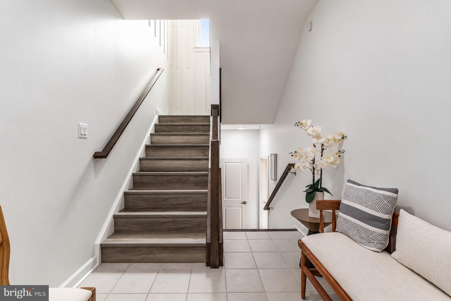 13805 Hunt Valley Ct Property Photo 8
