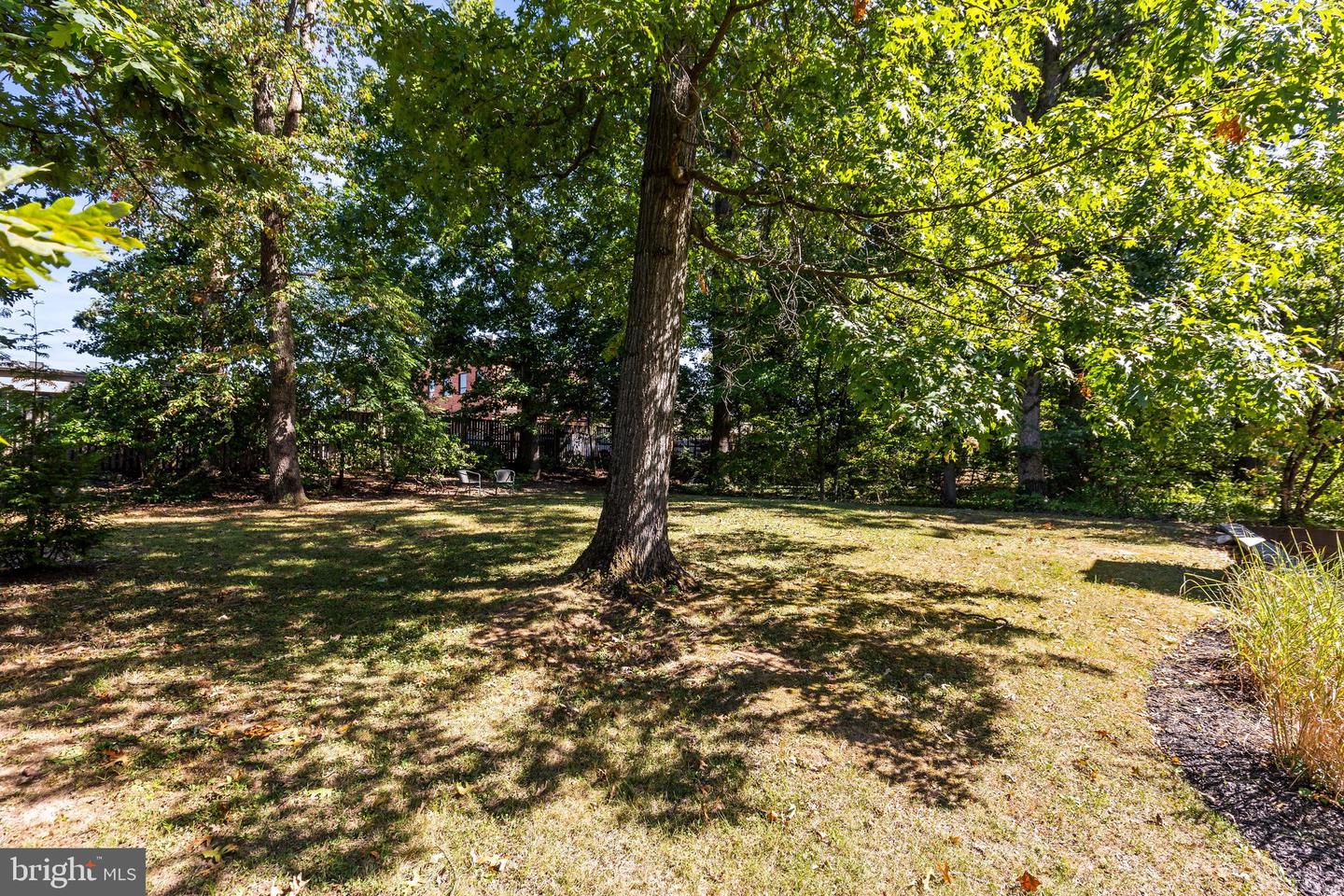 1507 Norman Ave Property Photo 7