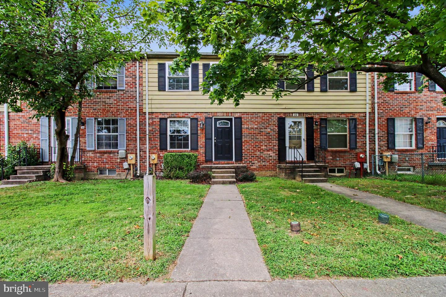 20 LOCKETT CT Property Photo 1