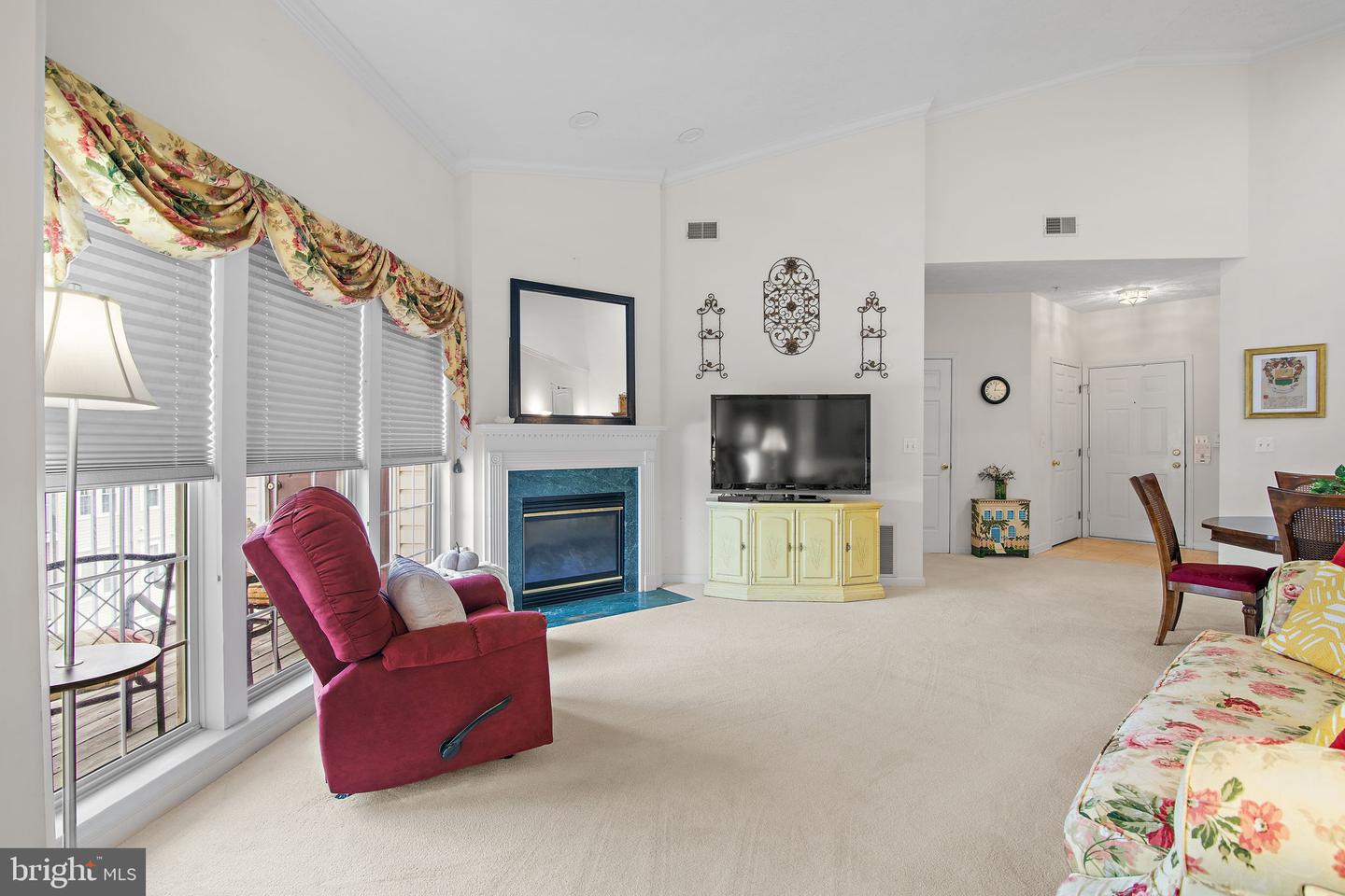 2 Brook Farm Ct #2k Property Photo 6
