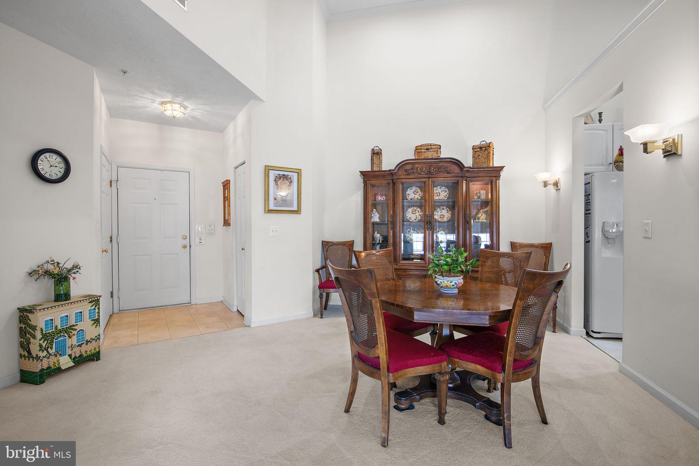 2 Brook Farm Ct #2k Property Photo 7
