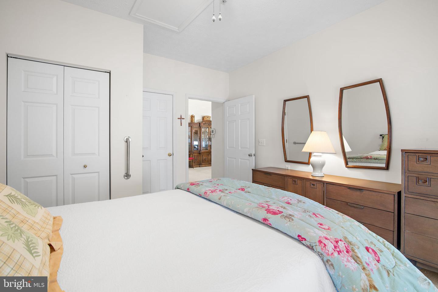 2 Brook Farm Ct #2k Property Photo 16