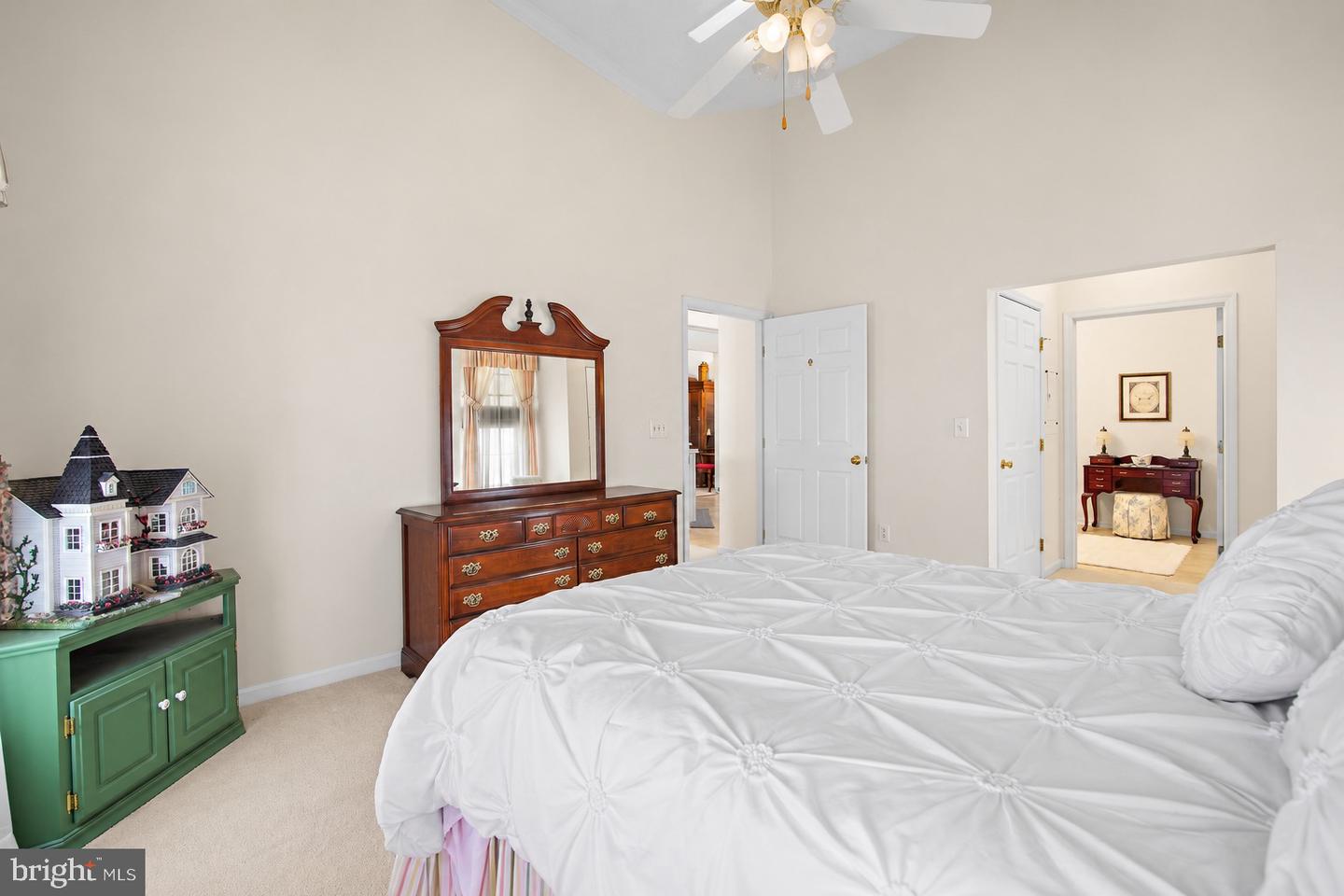 2 Brook Farm Ct #2k Property Photo 19