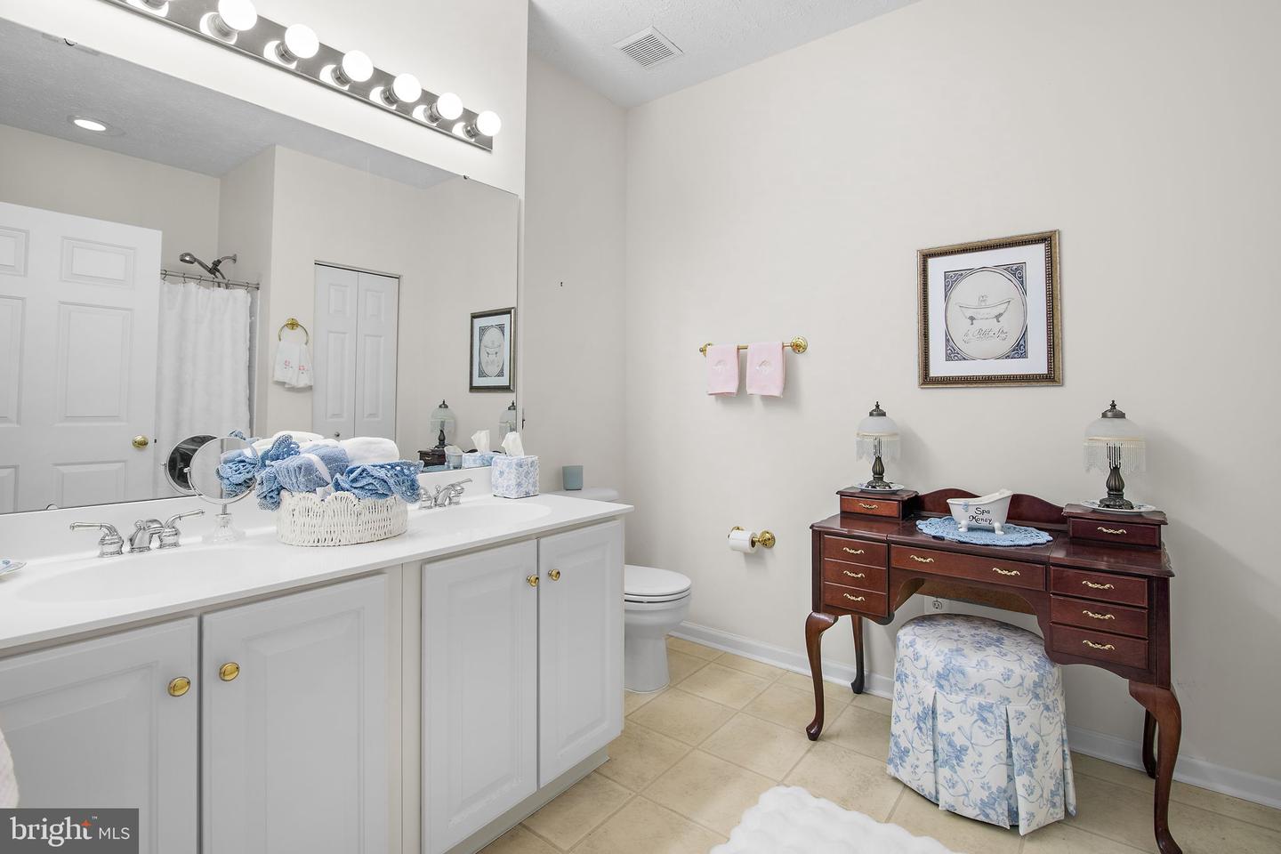 2 Brook Farm Ct #2k Property Photo 20