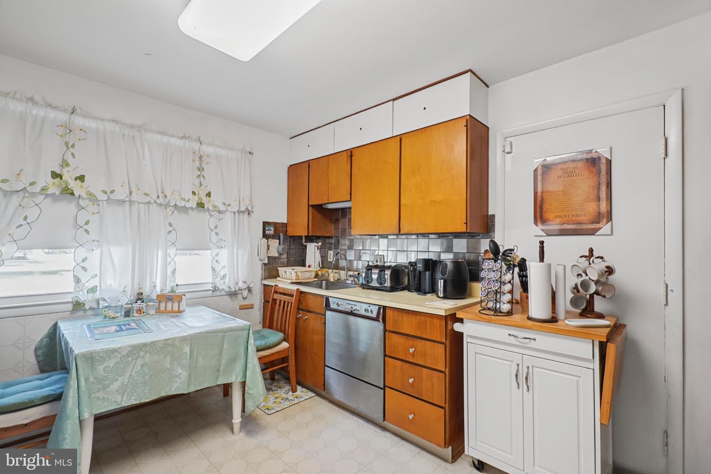 4 Peachtree Ct Property Photo 17