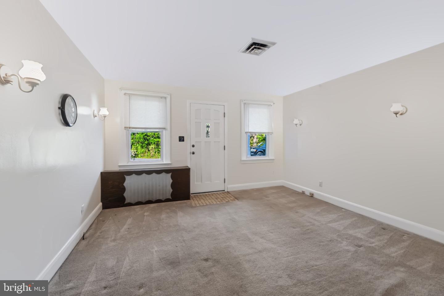 4107 Martin Ave Property Photo 5