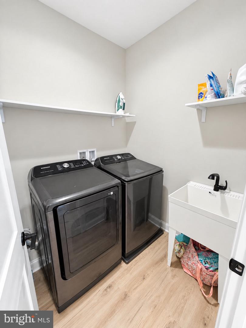 12115 Manor Rd Property Photo 44