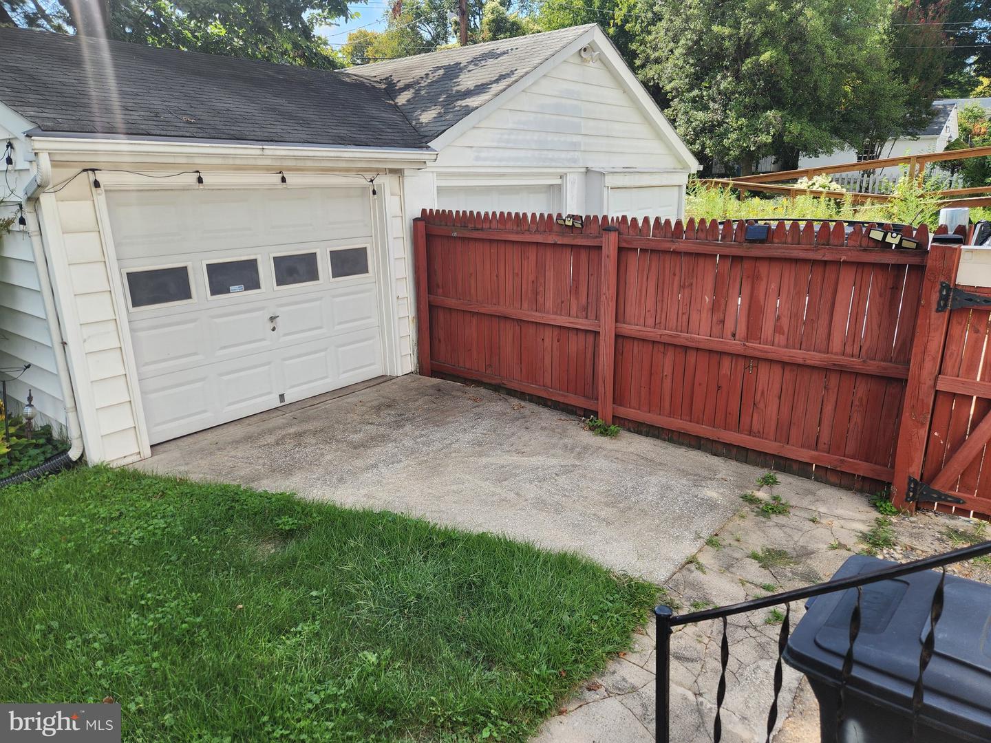 1036 Elm Ridge Ave Property Photo 4