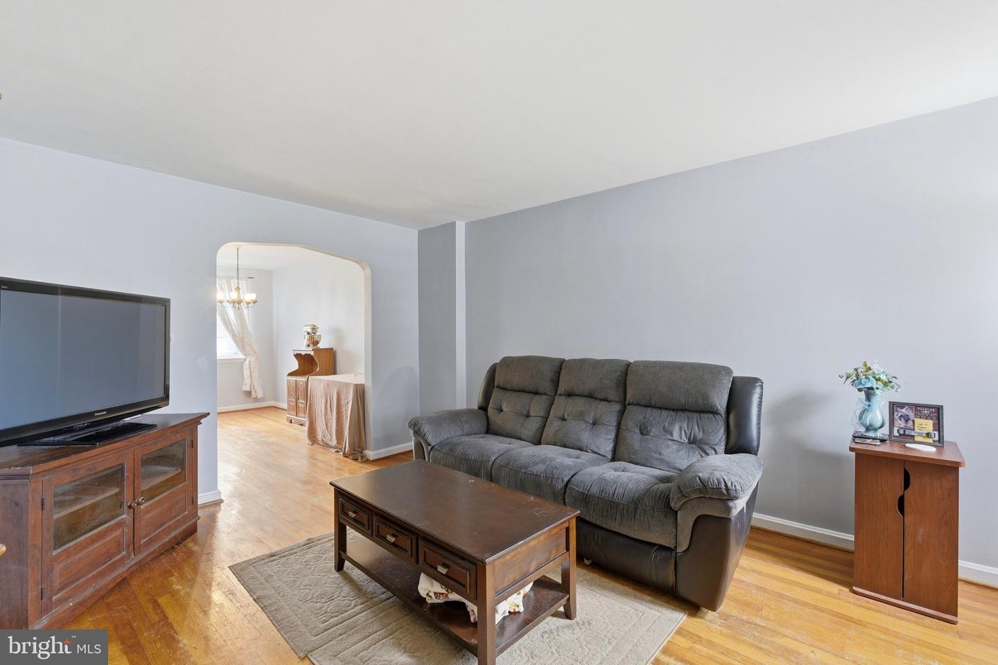 1509 Becklow Ave Property Photo 2