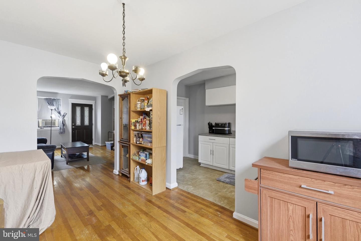 1509 Becklow Ave Property Photo 8