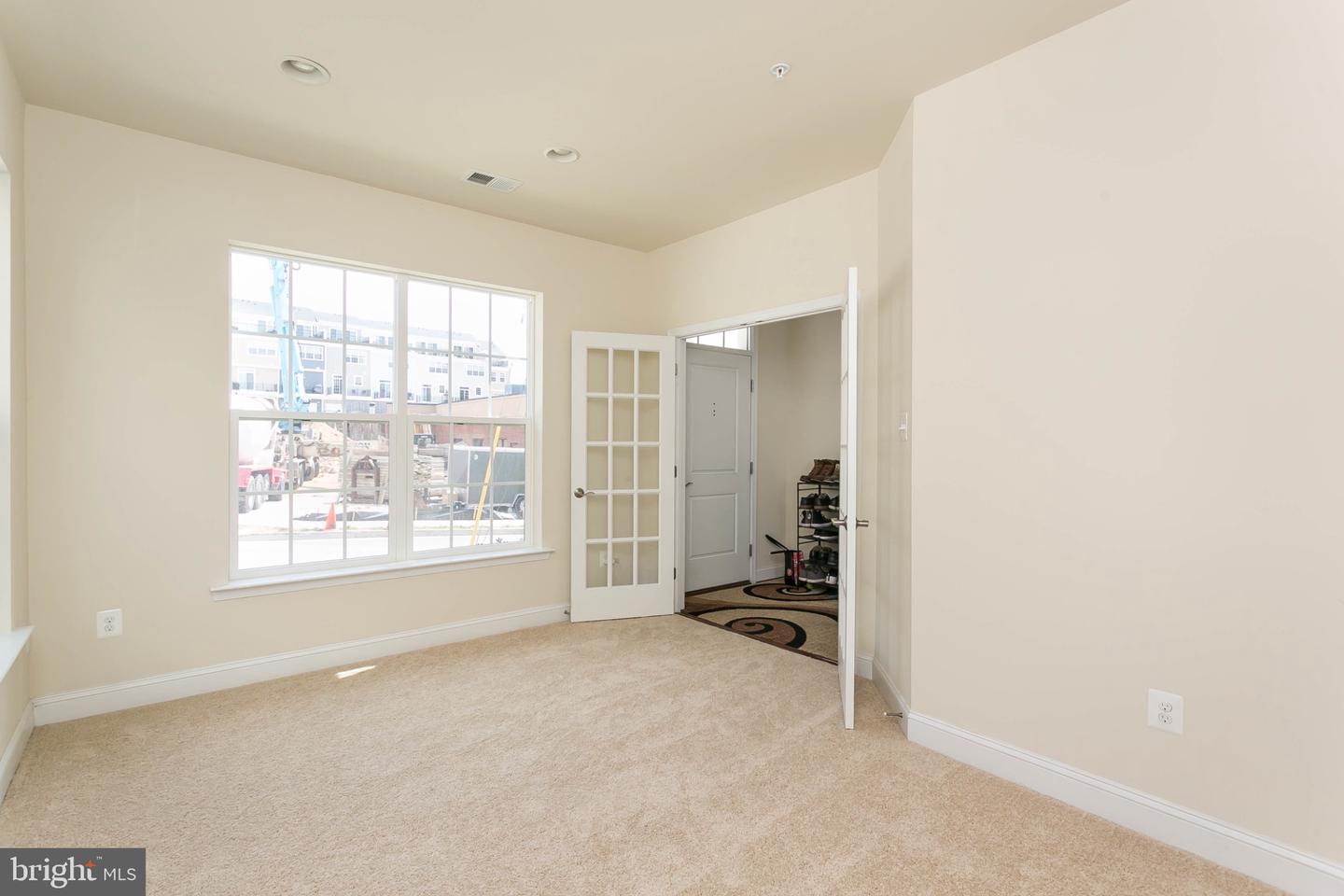 19 Willow Ave Property Photo 28