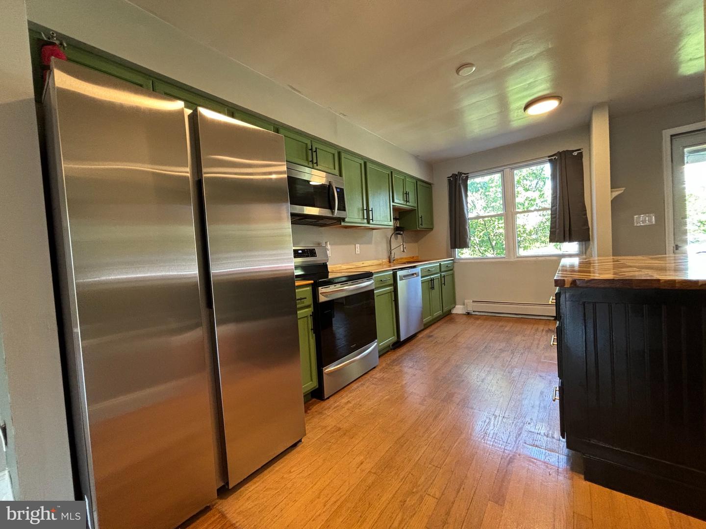 257 Ridge Ave Property Photo 5