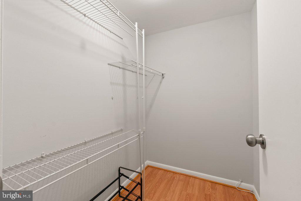 9 Bailiffs Ct #301 Property Photo 26