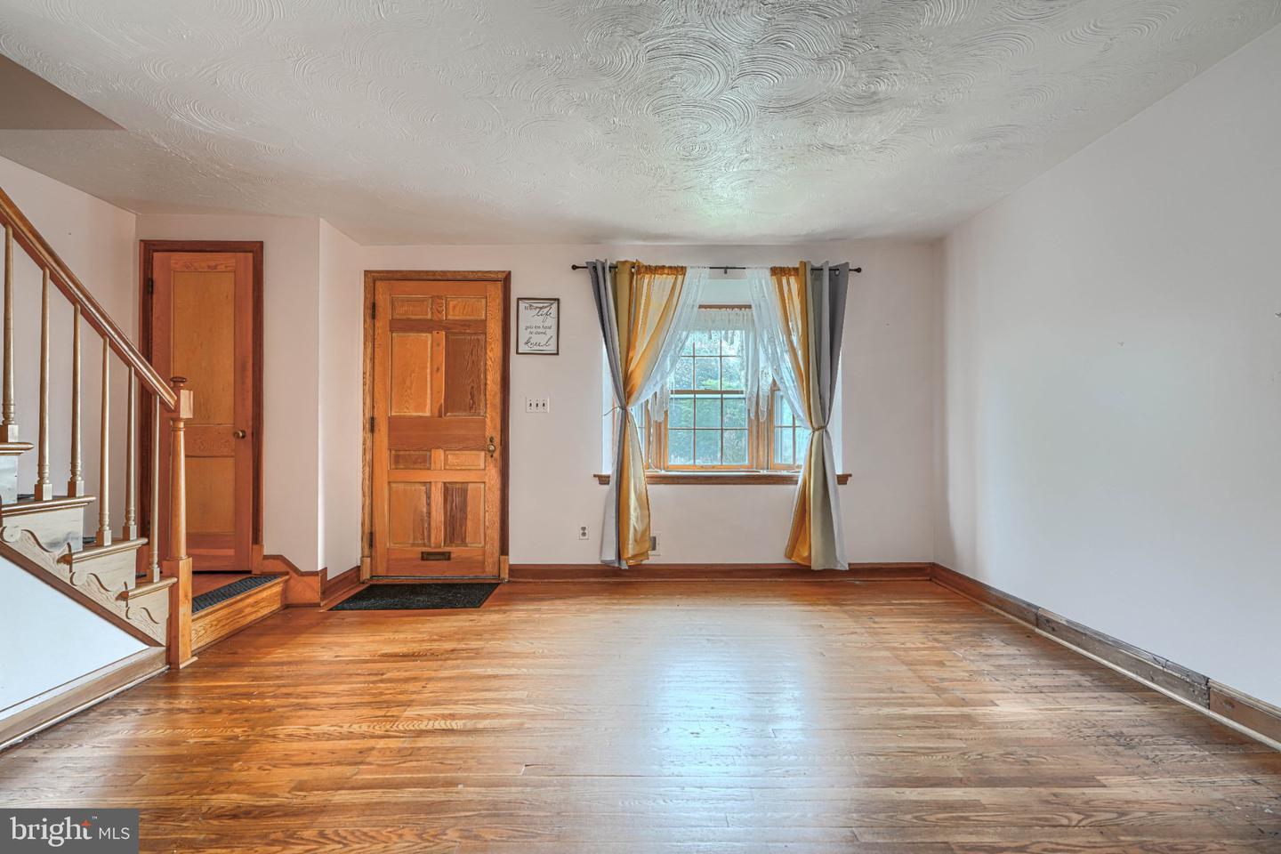 8446 Loch Raven Blvd Property Photo 7