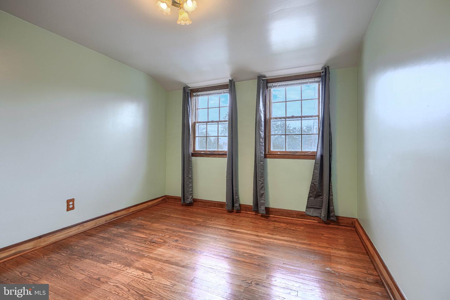 8446 Loch Raven Blvd Property Photo 23