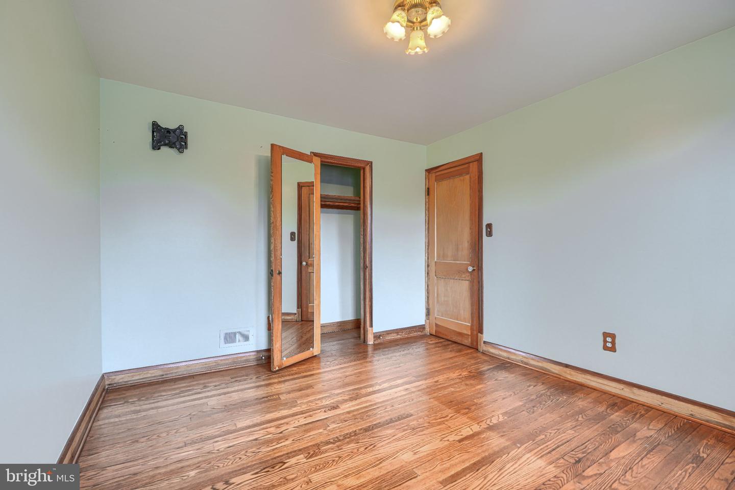 8446 Loch Raven Blvd Property Photo 25