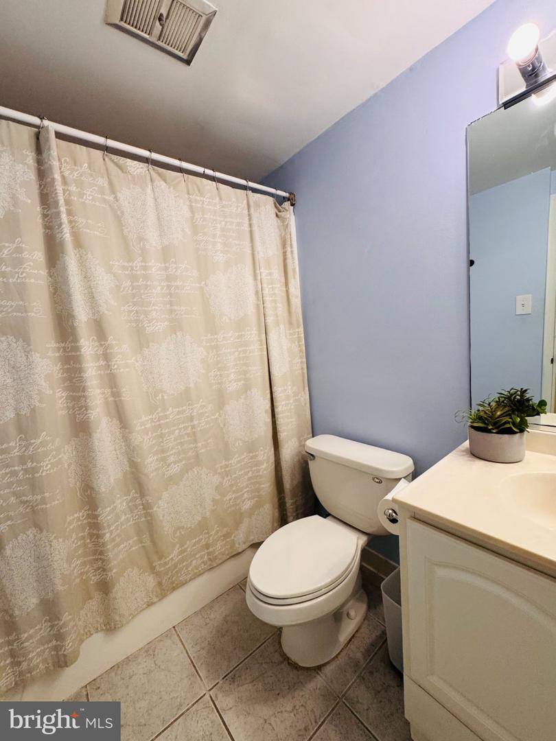 28 Allegheny Ave #807 Property Photo 16