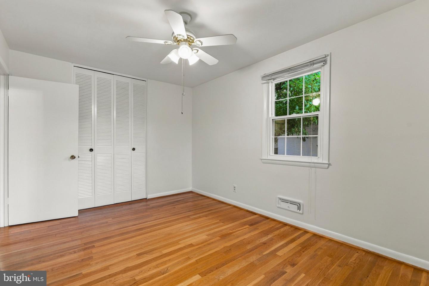 220 Chantrey Rd Property Photo 30