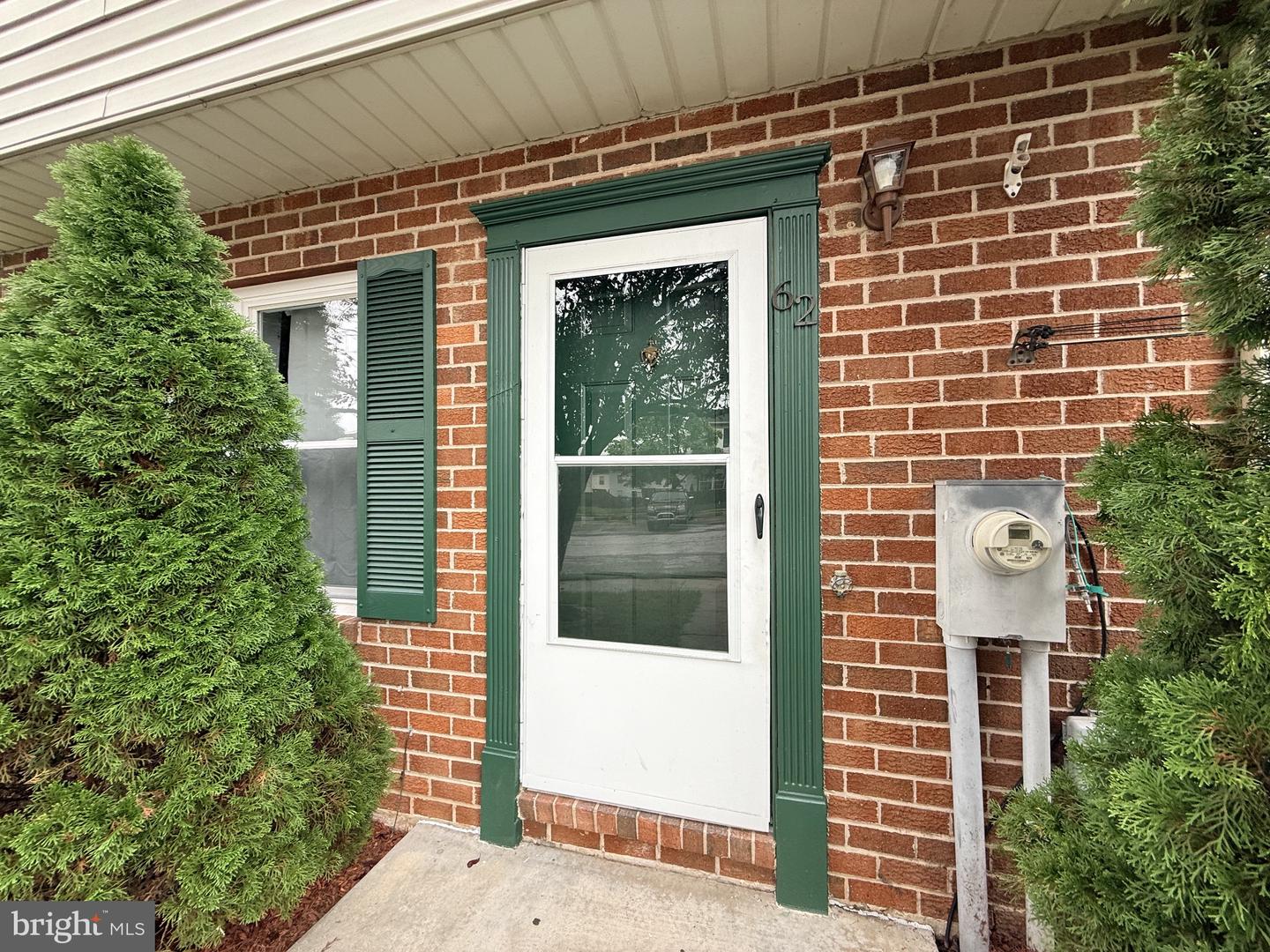 62 CHELMSFORD CT Property Photo 1