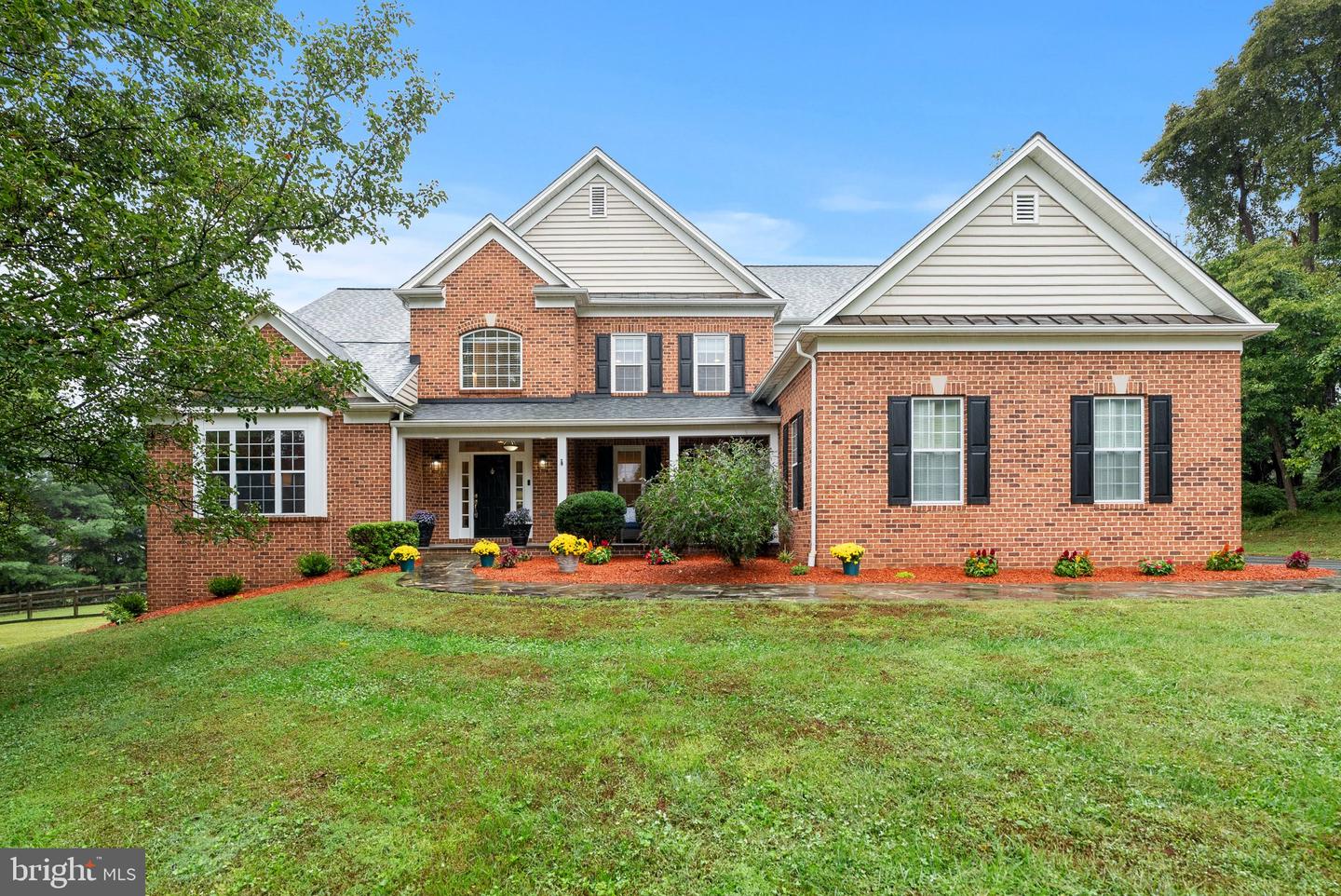 8 Deer Creek Ct Property Photo 2