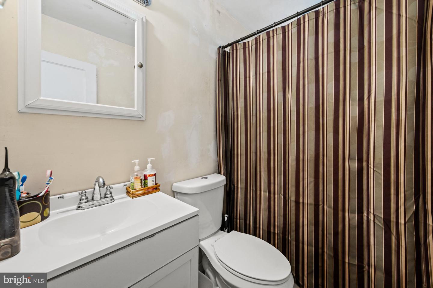 5504 Dolores Ave Property Photo 8