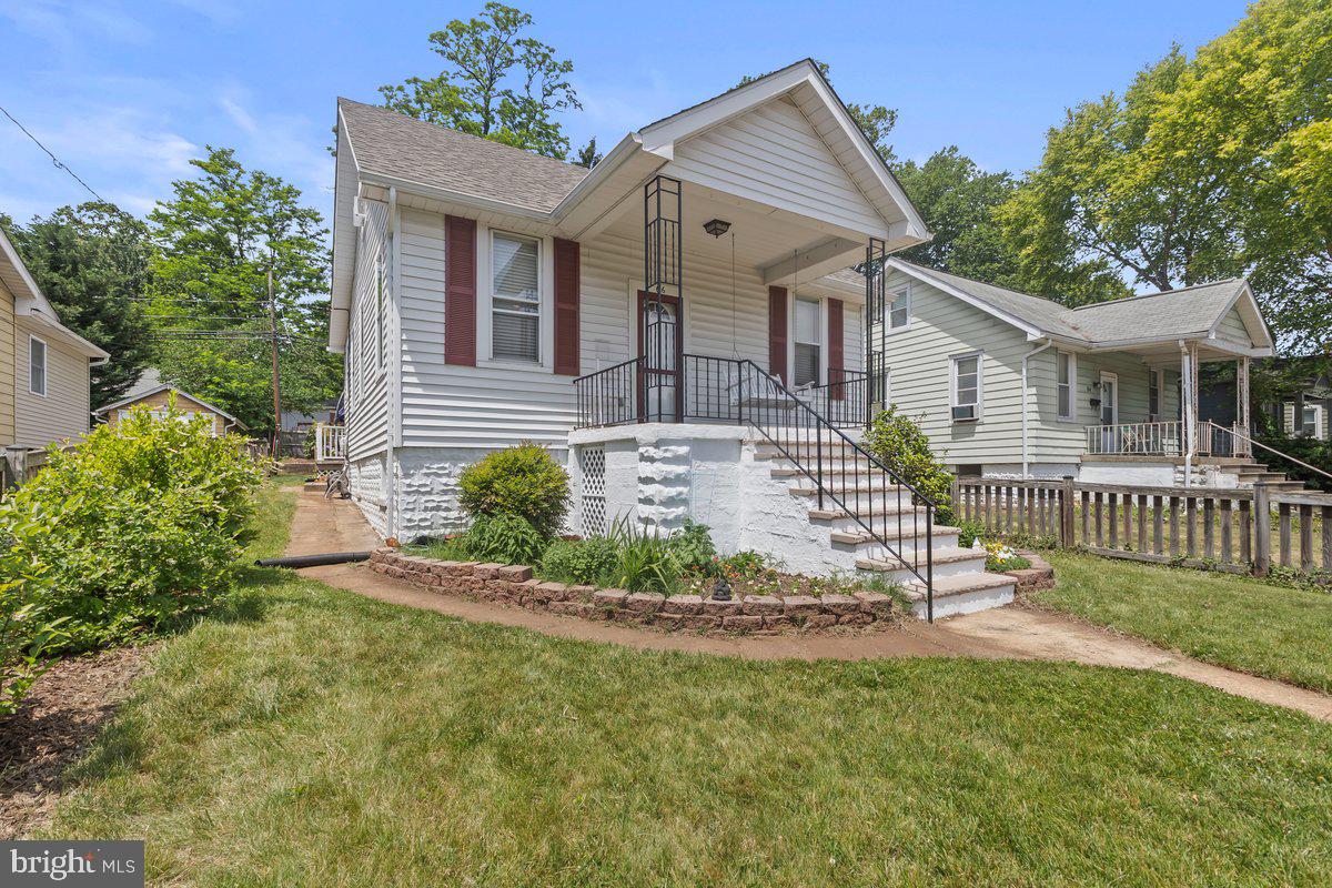 66 N Prospect Ave Property Photo 4