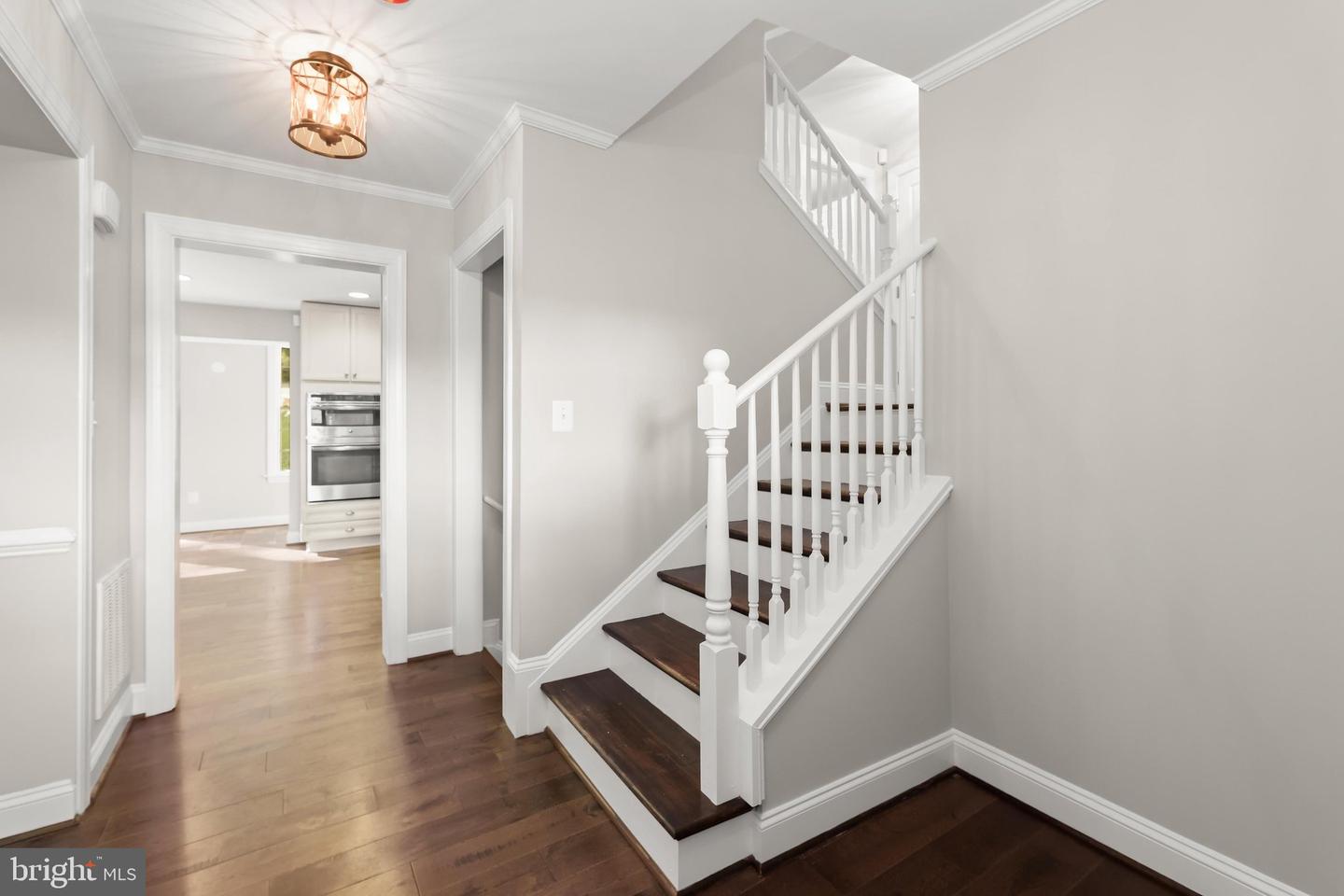 211 Greenspring Valley Rd Property Photo 7