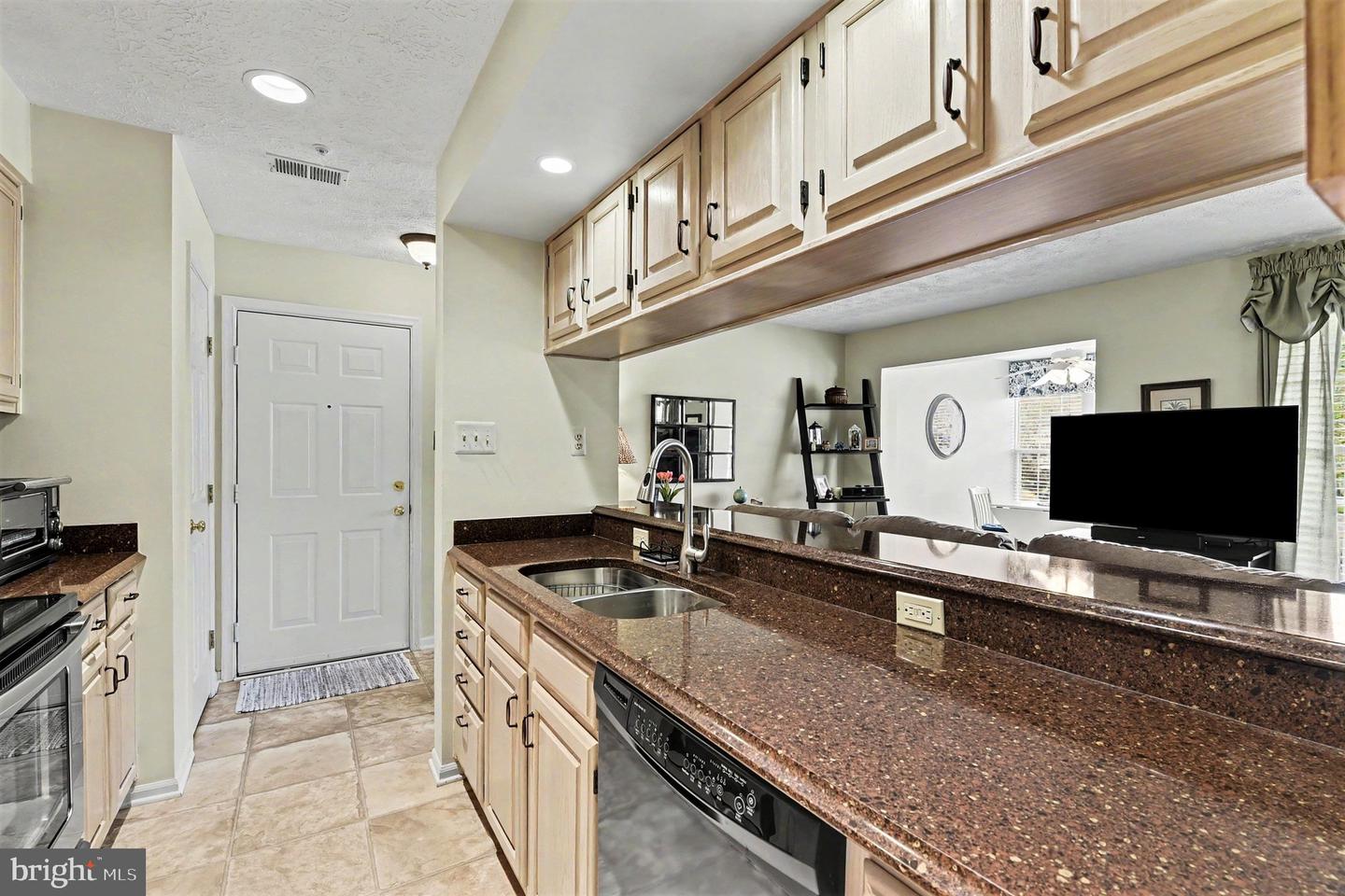 11 Laurel Path Ct #6-11 Property Photo 10