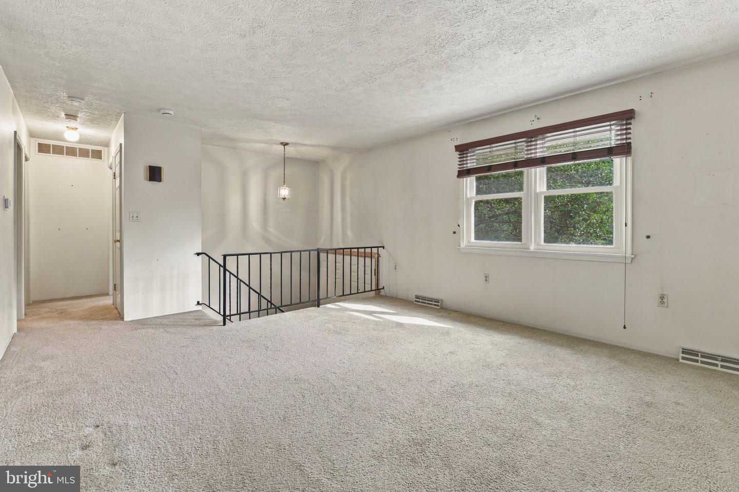 8614 Quentin Ave Property Photo 1