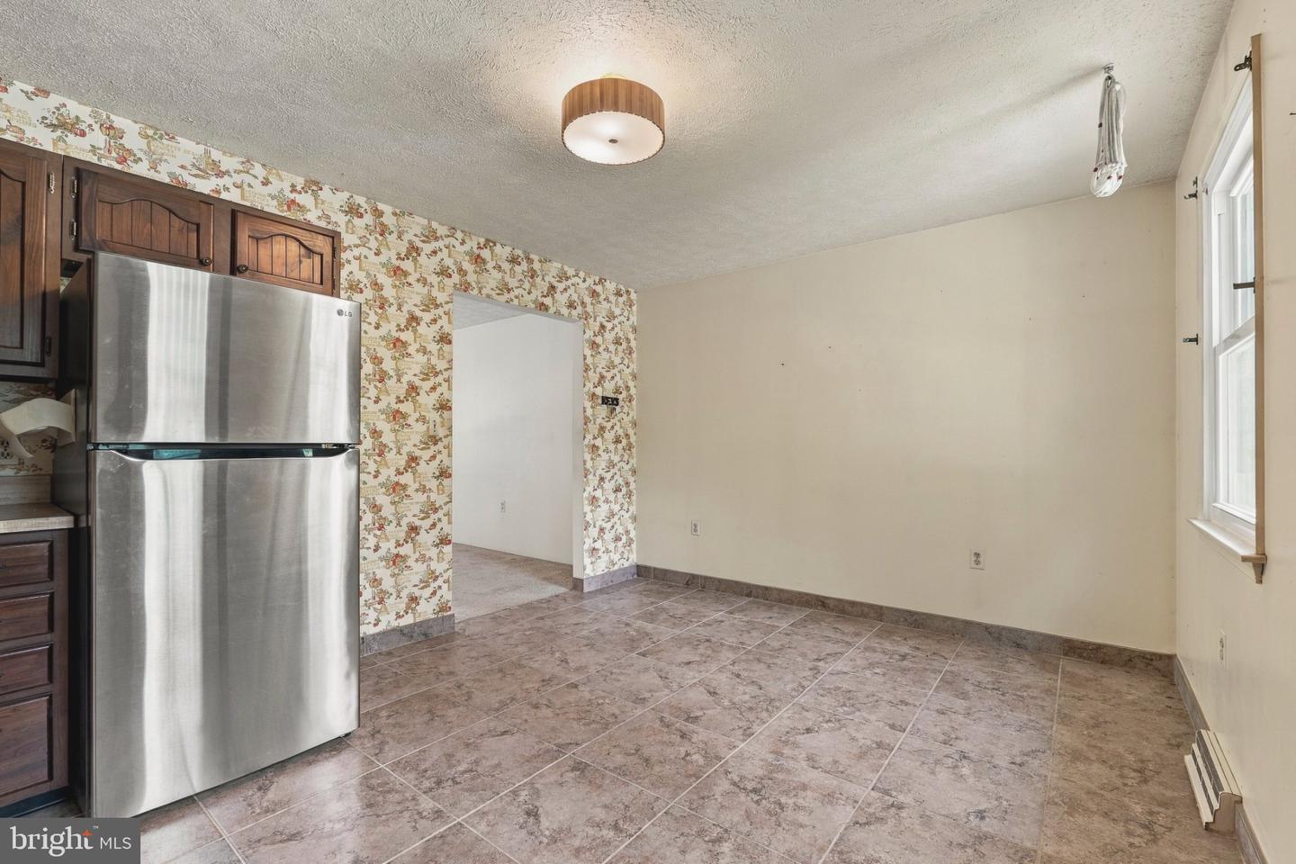 8614 Quentin Ave Property Photo 7