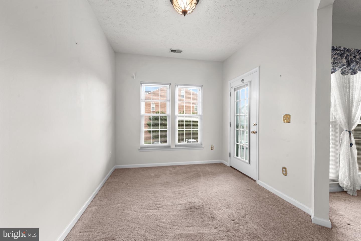 3 Brook Farm Ct #3h Property Photo 12