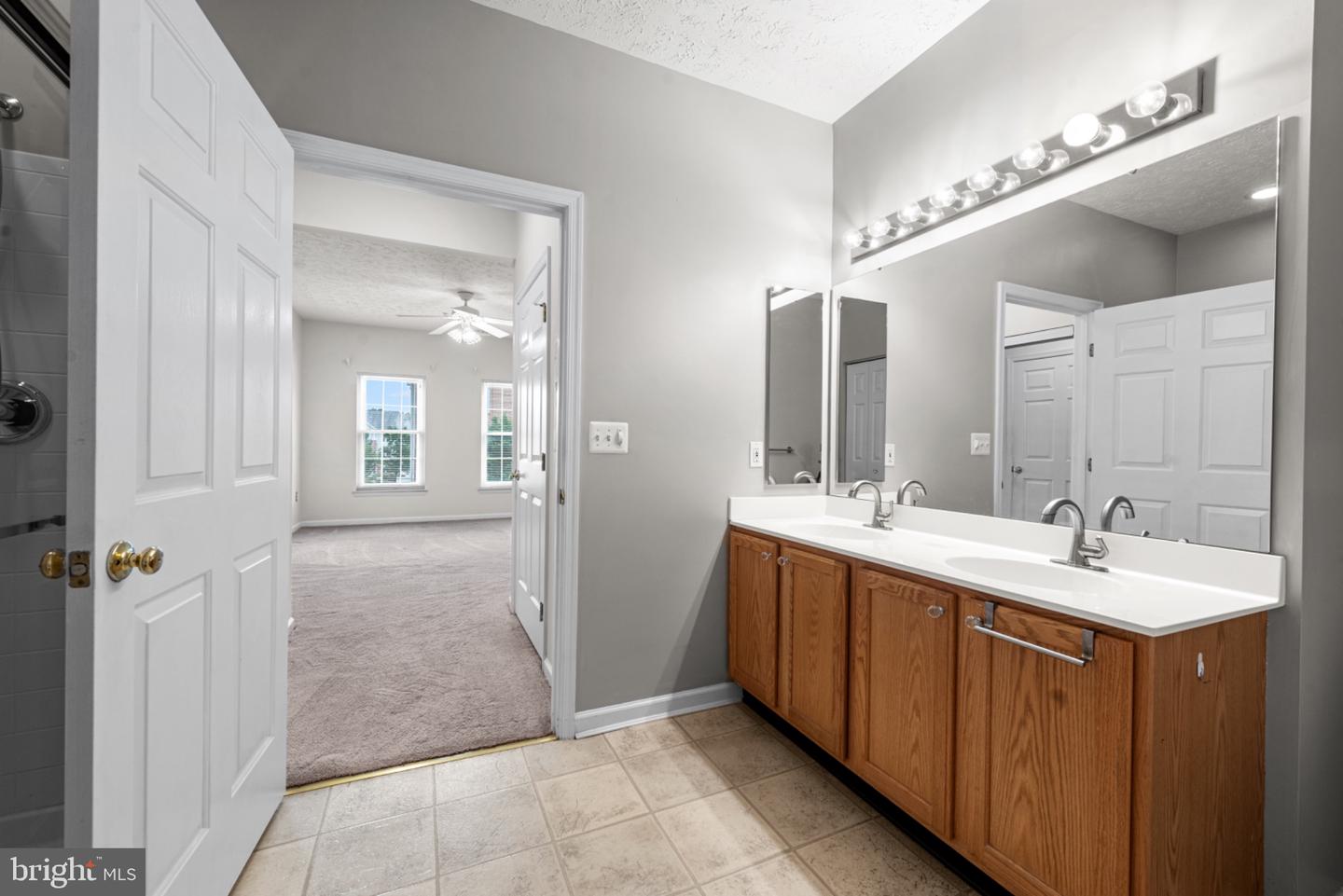 3 Brook Farm Ct #3h Property Photo 23
