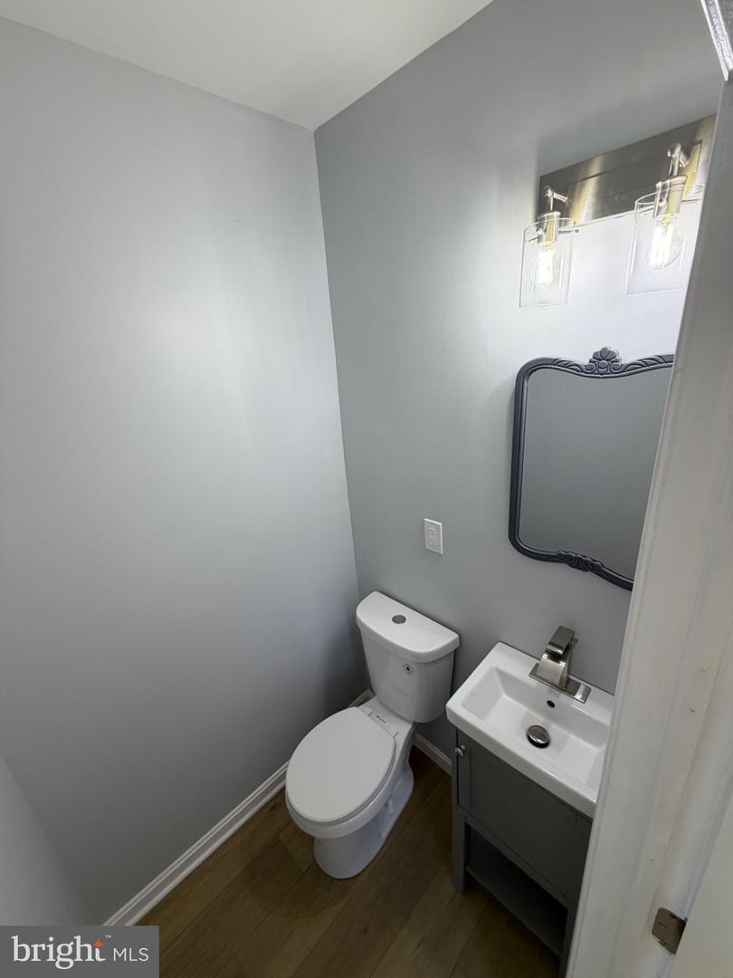 7011 Dunhill Rd Property Photo 7