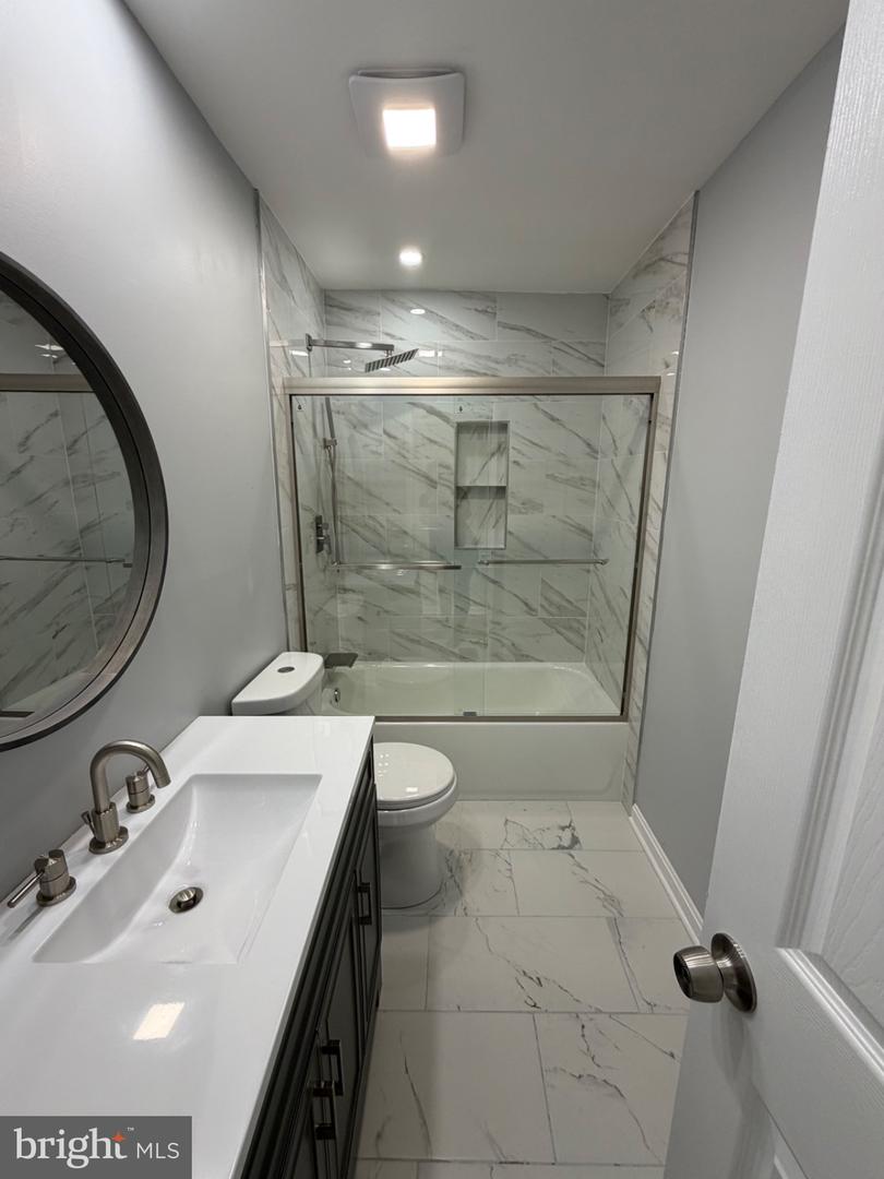 7011 Dunhill Rd Property Photo 23